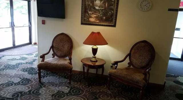 Super 8 Motel -Auburn