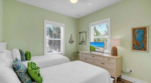 Coastal Livin' 3 Bedroom Home, Book Feriehus Villaer i Florida, Villa