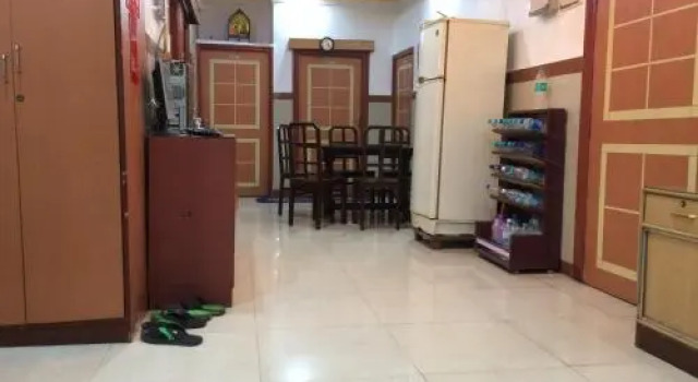 Vinayak Guest House, Забронировать Гостевой дом Отели Солт-Лейк-Сити с парковкой, Парковка