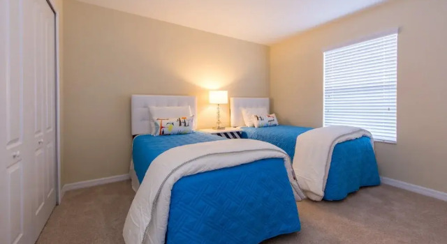 Storey Lake 4809