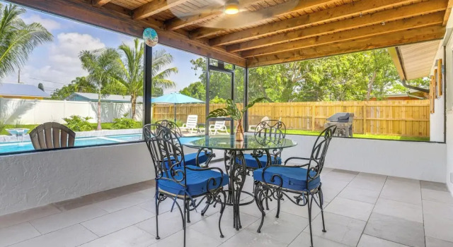 Коттедж Swim, Game & Bbq: Family Retreat in Stuart