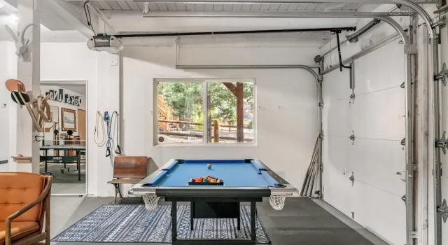 Oak and Luna by Avantstay Beautiful Big Bear Home w Hot Tub Home Theatre Ping Pong