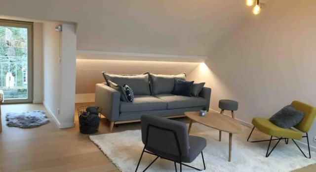 Studio2 Ename, Dakappartement in Vlaamse Ardennen, Rezerwuj Hotel Hotele w Bruksela z parkingiem, Parking
