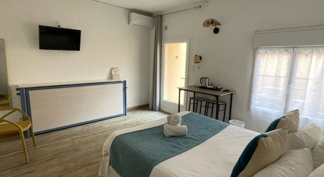 Трёхместный номер Standard Hotel Saint Georges, Face à la mer