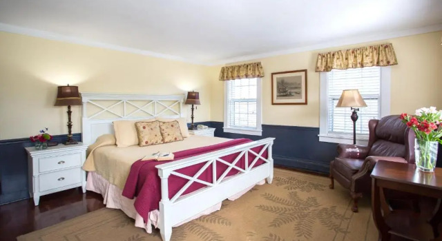 Номер Standard Queen Anne Inn