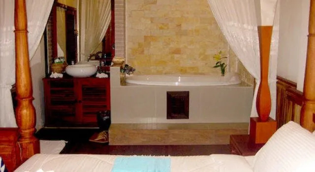 Luang Prabang River Lodge2, Забронировать Отель Отели Луангпхабанг с завтраком, рядом с Haw Pha Bang, Завтраки