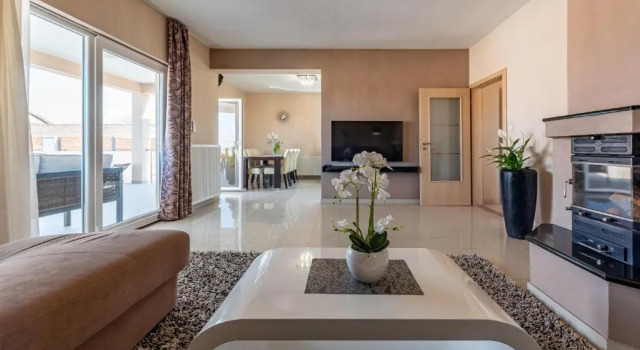 Holiday house Karla, Забронировать Отель Галовац 