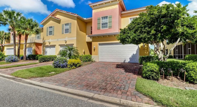 9800 Quinta Artesa Way #105, Забронировать Дом для отпуска Айона Fort Myers Area