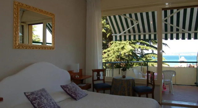Двухместный номер Standard Hotel Broglia