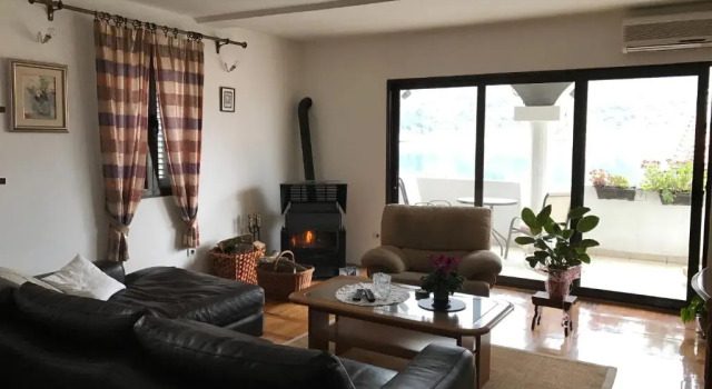Apartment Jovana, Boek Appartement Dobrota 