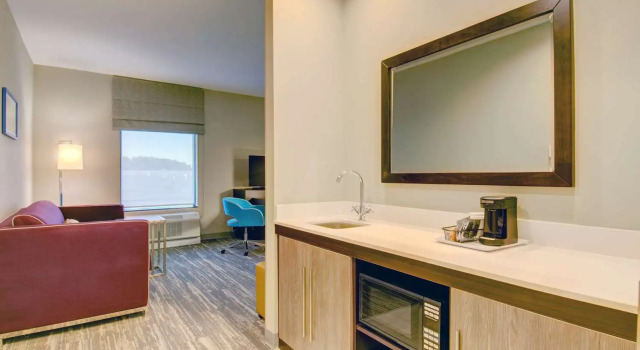 Студия Hampton Inn & Suites Boston/Stoughton, Ma