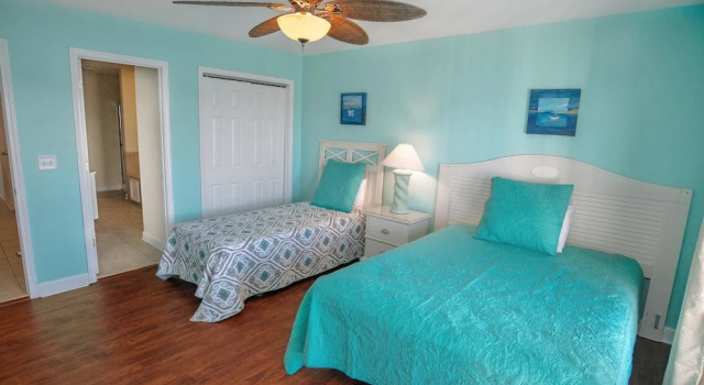 Апартаменты с балконом Grand Cayman C Holiday Home Holiday home 8