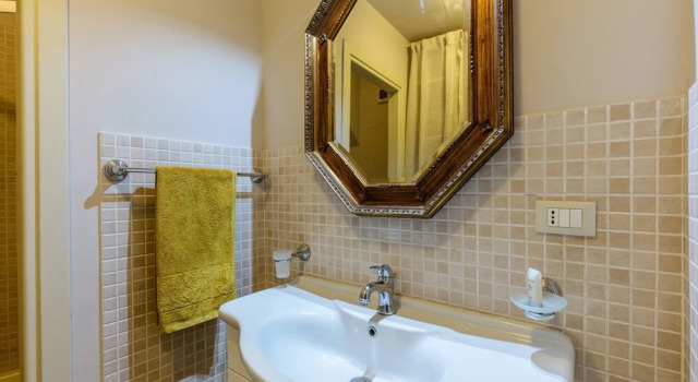 Sant'Elia Prestige Apartment with balcony, Book Lejlighed Palermo Sicilien