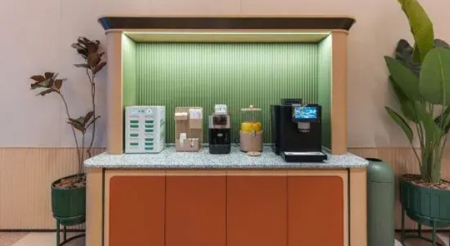 Orange Hotel （Wuhan Xinrong Tianjie Branch）