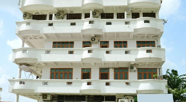 OYO 6105 Raj Regency, Забронировать Отель Отели штата Раджастхана с парковкой, Парковка