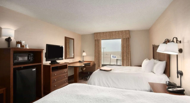 Hampton Inn Sheridan, Buchen Sie Hotel Hotels in Wyoming mit Pool, Schwimmbad