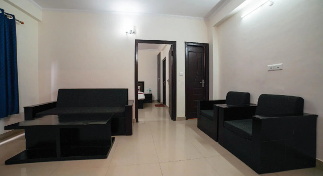 OYO 48406 Hotel Dark Clouds