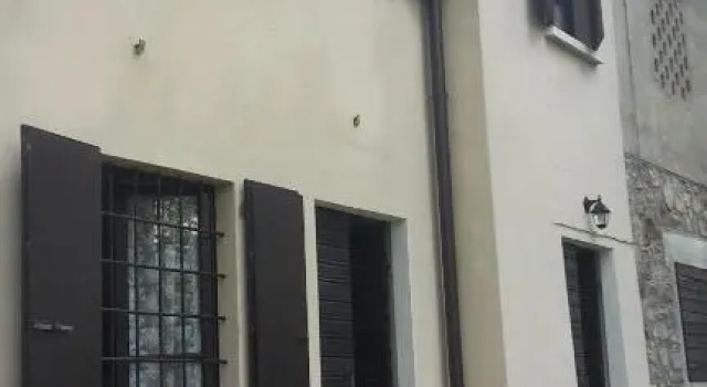 Azzone Cascina nel verde, Забронировать Апартаменты/квартира Аццоне 