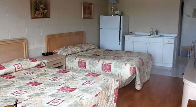 Номер Standard Ritz Inn Niagara