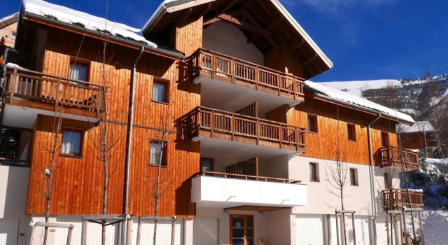 Spacious Alpine Retreat for Groups