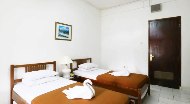 Hotel Pondok Remaja Pgi, Book Hotel Cisarua West Java