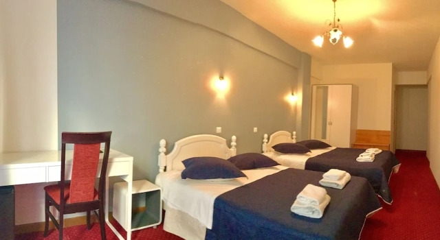 Четырёхместный номер Standard Hôtel Georges