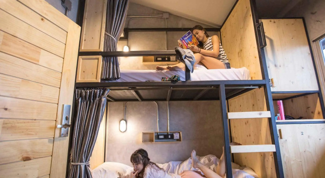 Кровать в общем номере (женский номер) UdonBackpackers Beds and cafe