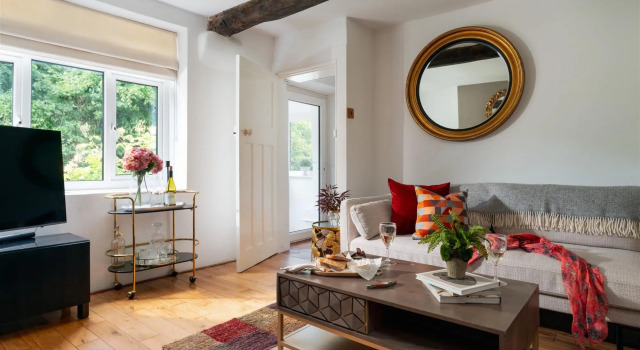 Haldon View - Characterful Devon cottage boasts stunning countryside views and hot tub, Забронировать Дом для отпуска Тинмут Девон