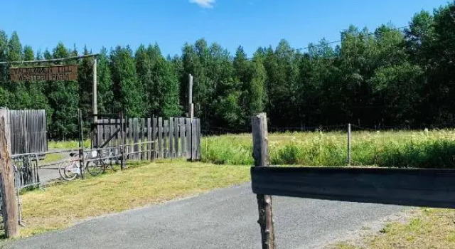 Тент Western Farm Village