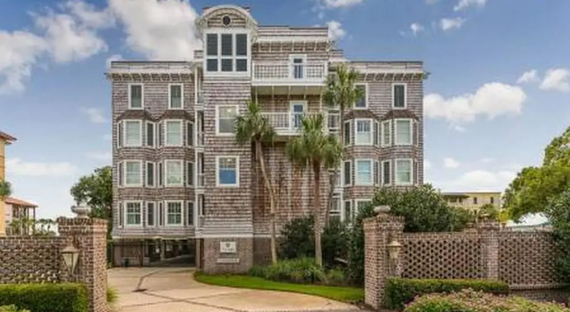 744 Ocean Blvd #101 by Hodnett Cooper, Prenota Hotel Saint Simons Island Georgia