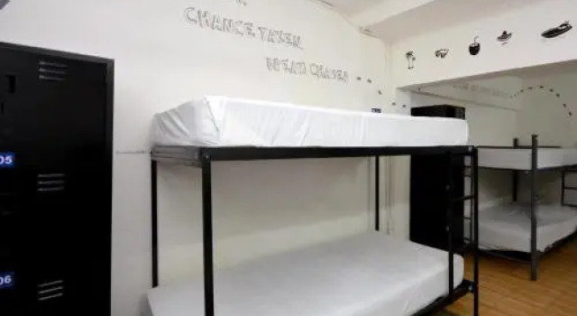 Hostel 6-15, Забронировать Хостел Хостелы Плая-дель-Кармен, рядом с Пляжный клуб Mamitas, Хостел