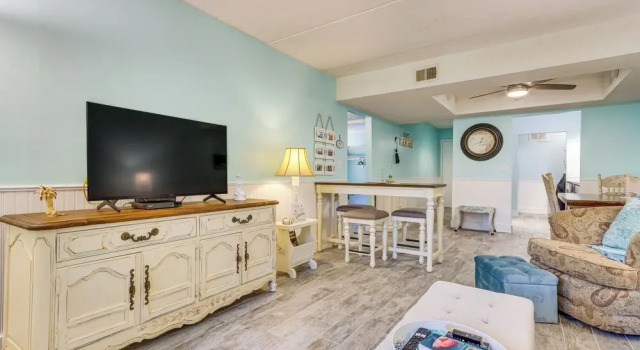 Central Mary Esther Condo 5 Mi to Okaloosa Island!, Rezervați Apartament Mary Esther 