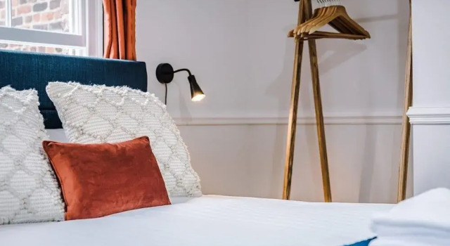 Host Apartments Seel St Modern Townhouse Apt, Varaa Huoneisto Asunnot kohteessa Merseyside, Huoneisto
