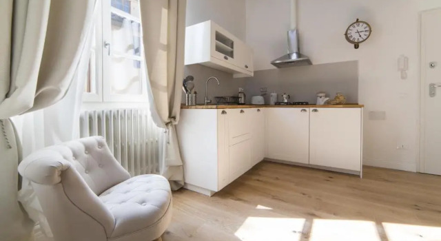 Central Station Lovely Apartment