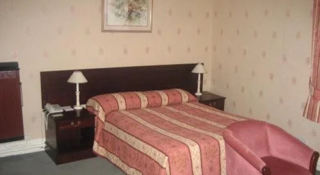 Belle Vue Royal Hotel, Забронировать Отель Отели Аберистуит 3 звезды, рядом с Traeth y De - South Beach, 3*