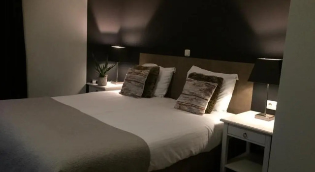 Номер Deluxe B&B - Pension Perruque