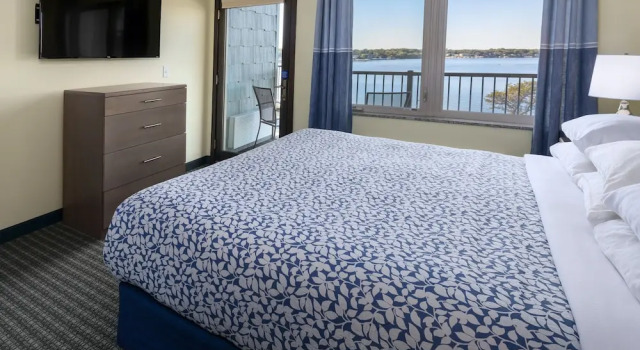 Номер Standard с 2 комнатами с видом на озеро Bridges Bay Resort