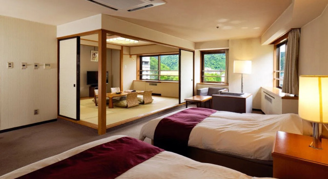 Johzankei Hotel, Rezervovat Hotel Hotely v Sapporo s parkováním, Parkování