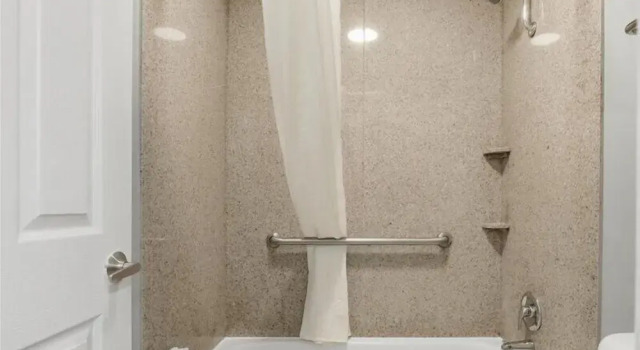 Четырёхместный номер Deluxe с красивым видом из окна Vero Beach Inn & Suites Vero Beach I-95