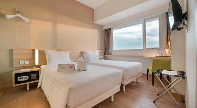 Двухместный номер Superior Whiz Prime Hotel Hasanuddin Makassar