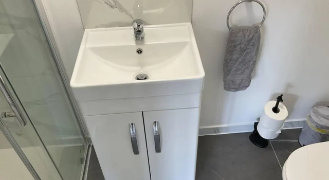 Студия Captivating 1-bed Studio in London