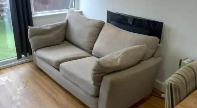 Modern Apartment with Roof Garden Close to City Centre