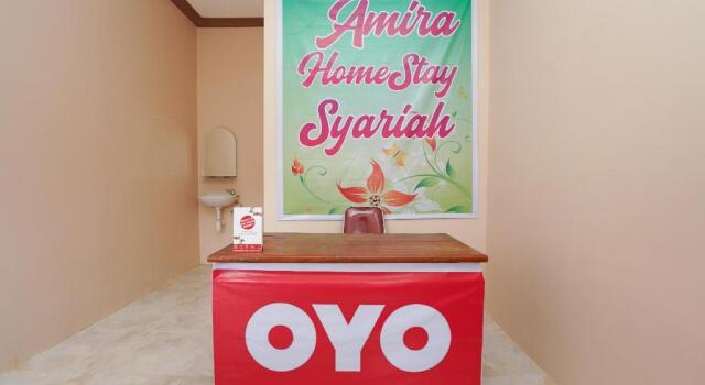 OYO 1349 Amira Homestay Syariah, Réserver Hôtel Hôtels à Sidoarjo avec parking, Parking