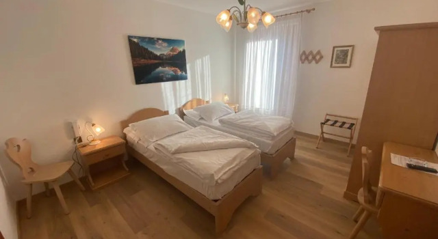 Двухместный номер Standard с балконом HOTEL FONTANA