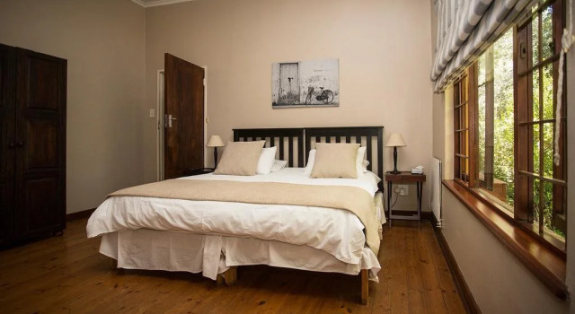 Dirtopia Trail Lodge, Prenota Hotel Stellenbosch Paarl
