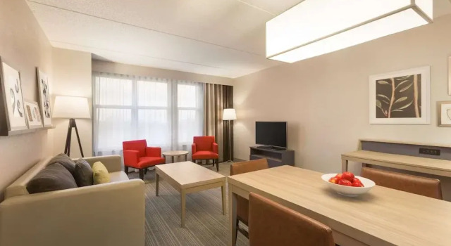 Люкс Country Inn & Suites by Radisson, Bloomington at Mall of America, MN