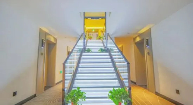 Xana Lite Hotel (Beijing Huangcun Xidajie Qingyuan Road Subway Station)
