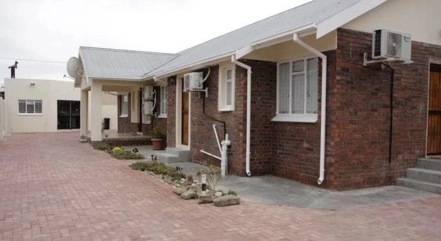 Laings Lodge, Забронировать Отель Лайнсберг провинция Западный Кейп