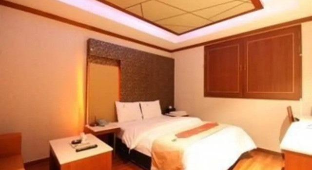 Seocho js hotel