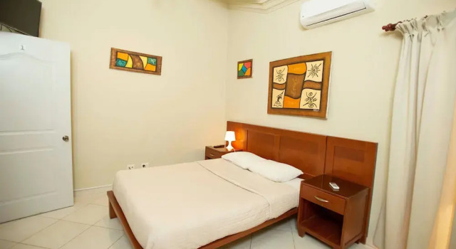Private 6 Bedroom Villa Great for Parties